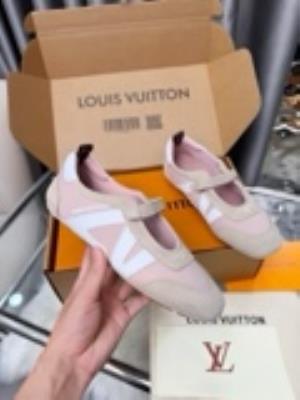 wholesale quality women louis vuitton sneakerina shoes model no. 557